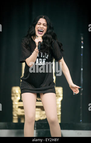 Jessie J führt auf der Hauptbühne am T In The Park Festival Strathallan Schloss am 11. Juli 2015 in Strathallan, Stockfoto