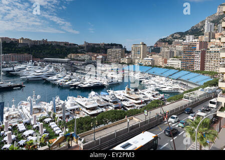 Ein Blick über Port Hercule während des Buildvorgangs bis 2015 Monaco F1 Grand Prix Stockfoto
