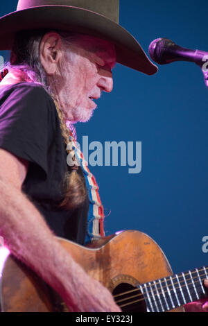 LINCOLN, CA - 17. Juni: Willie Nelson führt an Thunder Valley Casino Resort in Lincoln, Massachusetts am 17. Juni 2015 Stockfoto