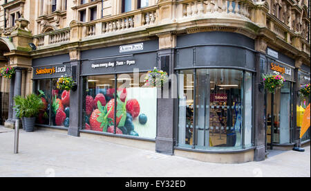 Stock Bild - Sainsburys Einheimischen auf Albion Ort Leeds Stockfoto