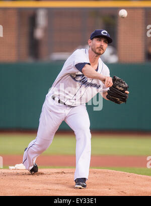 Columbus, Ohio, USA. 20. Juli 2015. Clipers Krug Josh Tomlin wirft während einem Spiel der regulären Saison zwischen Columbus Clippers und die Louisville Bats in Huntington Park, in Columbus OH. Brent Clark/Cal-Sport-Medien-Credit: Csm/Alamy Live-Nachrichten Stockfoto