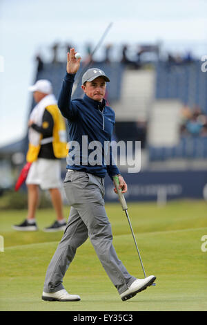 Alten Kurs, St Andrews, Fife, Schottland. 19. Juli 2015. Paul Dunne (a) von Irland in Aktion auf dem 17. Loch während der dritten Runde der 144. British Open Championship auf dem Old Course, St Andrews in Fife, Schottland. Bildnachweis: Aktion Plus Sport/Alamy Live-Nachrichten Stockfoto