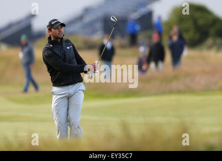 Alten Kurs, St Andrews, Fife, Schottland. 19. Juli 2015. Jason Day von Australien in Aktion auf dem 17. Loch während der dritten Runde der 144. British Open Championship auf dem Old Course, St Andrews, Fife, Schottland. Bildnachweis: Aktion Plus Sport/Alamy Live-Nachrichten Stockfoto