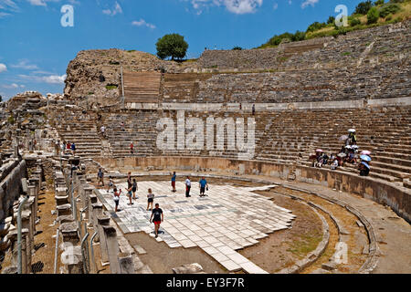 Das große Haupt Amphitheater an der antiken griechischen/römischen Reiches Ephesus in der Nähe von Selcuk, Kusadasi, Türkei. Stockfoto