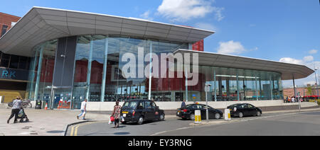 Warrington Bus Station, Austausch, Stadtzentrum, Cheshire, England, UK Stockfoto