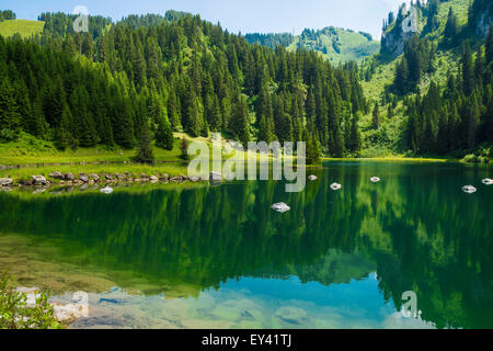 See la Mouille in den Alpen, Frankreich. Stockfoto