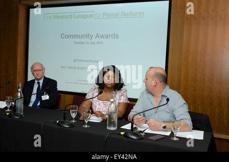 London, UK. 21. Juli 2015. Canon Alan Billings South Yorkshire Kriminalität Kommissar, Baroness Doreen Lawrence in der Howard League Community Awards Credit: Prixpics/Alamy Live-Nachrichten Stockfoto