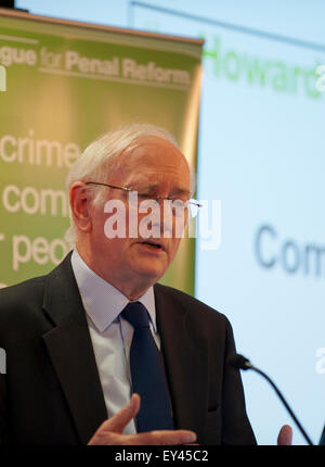 London, UK. 21. Juli 2015. Canon Dr Billings Polizei und Kriminalität Kommissar, South Yorkshire Referent bei Howard League Community Awards Credit: Prixpics/Alamy Live News Stockfoto