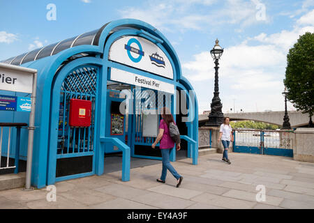 Das Festival Pier Eingang, South Bank, London England UK Stockfoto