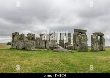 Stonehenge, England. UK -, eines der Wunder der Welt und das bekannteste prähistorische Monument Europas Stockfoto