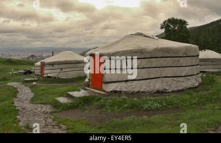 Mongolische Jurten in der Nähe der Stadt Ullanbaator in der Mongolei Stockfoto