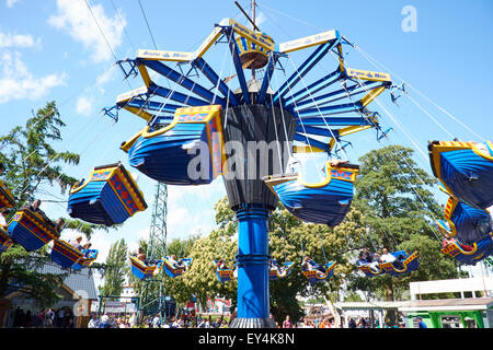 Der fliegende Holländer A Wave Swinger Fahrt Drayton Manor Theme Park in der Nähe von Tamworth Staffordshire UK Stockfoto