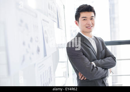 Porträt des jungen Geschäftsmann Stockfoto