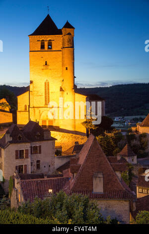 Dämmerung über mittelalterliche Stadt von Saint-Cirq-Lapopie, Vallee du Lot, Midi-Pyrenäen, Frankreich Stockfoto