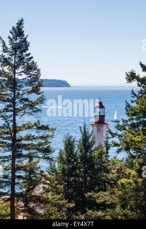 Zeigen Sie Atkinson Leuchtturm am Eingang auf Burrard Inlet, Vancouver, Britisch-Kolumbien Stockfoto