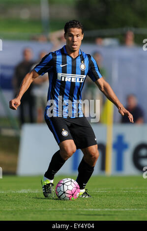 Bruneck, Italien. 15. Juli 2015. Hernanes (Inter) Fußball: Vorsaison Freundschaftsspiel zwischen Inter Mailand 4-2 Carpi FC in Bruneck, Italien. © Maurizio Borsari/AFLO/Alamy Live-Nachrichten Stockfoto