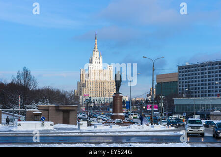 Kostenlose Russland Platz von Moskau mit dem Denkmal für Peter Stolypin - der Premierminister Zar Russlands, ermordet im Jahr 1911. Stockfoto