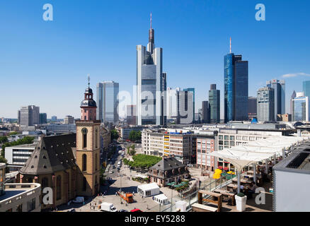 St.-Katharinen-Kirche oder St. Katharinen Kirche, Hauptwache Wachhaus und Financial District, Frankfurt Am Main, Hessen Stockfoto