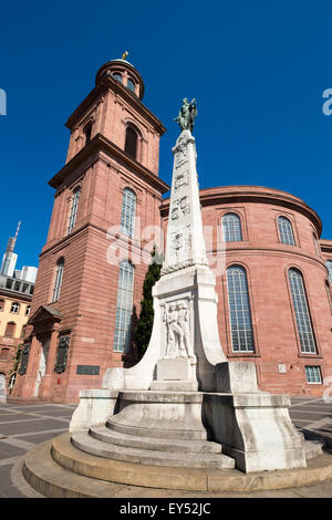 Einheit-Denkmal und Paulskirche oder St. Pauls Kirche, Paulsplatz-Platz, Frankfurt Am Main, Hessen, Deutschland Stockfoto