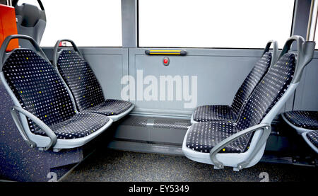 Bus-Sitze in den öffentlichen Busverkehr Stockfoto