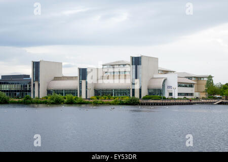 Wolfson Research Institute, Durham University Königin Campus Thornaby, Stockton on Tees aus dem ganzen des Flusses Tees England UK Stockfoto