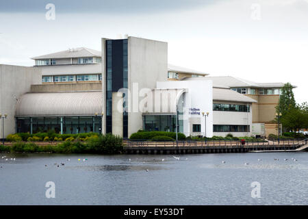 Wolfson Research Institute, Durham University Königin Campus Thornaby, Stockton on Tees aus dem ganzen des Flusses Tees England UK Stockfoto