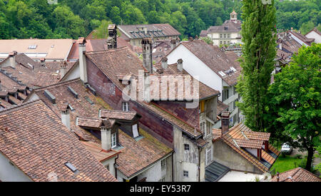 Ansicht von oben alte Stadt Stadt und Haus Dach auf Brücke in Bern, Schweiz Stockfoto