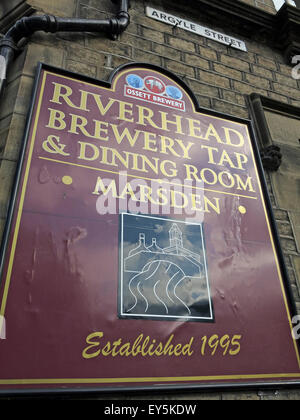 Riverhead Brewery Pub Marsden, West Yorkshire, England, Uk Aletrain entlang der CAMRA Stockfoto