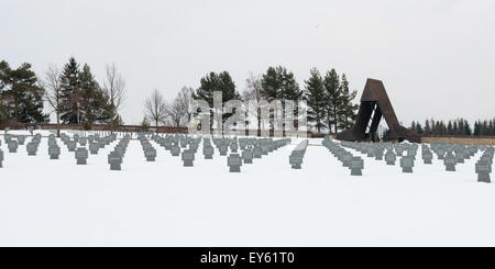 Deutscher Soldatenfriedhof aus dem zweiten Weltkrieg in Vazec, Slowakei Stockfoto