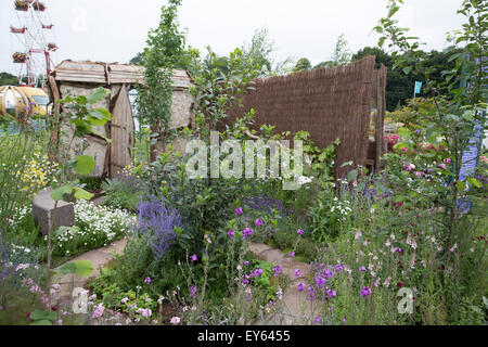 Knutsford, UK. 22. Juli 2015. Garten des Eremiten im RHS Flower Show Tatton Park. Bildnachweis: Keith Larby/Alamy Live-Nachrichten Stockfoto