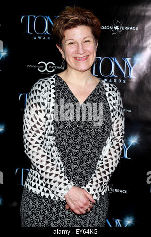 Ein Prosit auf die 2015 Tony Awards Creative Arts nominierten statt im Hudson Terrace – Ankünfte.  Mitwirkende: Lisa Kron Where: New York City, New York, Vereinigte Staaten, wann: 20. Mai 2015 Stockfoto