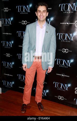 Ein Prosit auf die 2015 Tony Awards Creative Arts nominierten statt im Hudson Terrace – Ankünfte.  Mitwirkende: Brandon Uranowitz Where: New York City, New York, Vereinigte Staaten, wann: 20. Mai 2015 Stockfoto