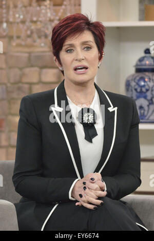 Sharon Osbourne erscheint auf CTV es The Marilyn Denis Show über Gewichtsverlust und ihre wechselnden Lebensreise mit der Atkins-Diät zu diskutieren.  Mitwirkende: Sharon Osbourne Where: Toronto, Kanada bei: 20. Mai 2015 Stockfoto