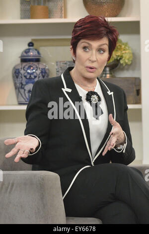 Sharon Osbourne erscheint auf CTV es The Marilyn Denis Show über Gewichtsverlust und ihre wechselnden Lebensreise mit der Atkins-Diät zu diskutieren.  Mitwirkende: Sharon Osbourne Where: Toronto, Kanada bei: 20. Mai 2015 Stockfoto