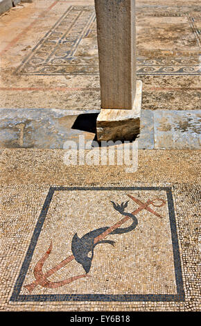 Mosaik in das Haus des Dreizacks in der archäologischen Stätte von der "Heilige" Insel Delos. Kykladen, Griechenland. Stockfoto