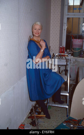 Deutsche plant Heidi Stroh, Deutschland 1970er Jahre. Deutsche Schauspielerin Heidi Stroh, Deutschland 1970. 24 x 36 Ø 120 Stockfoto