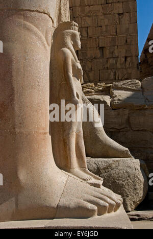 Karnak, Luxor, Ägypten. Tempel von Karnak Heiligen Gott Amon: Bentanta die Tochter des Königs Ramses II Stockfoto