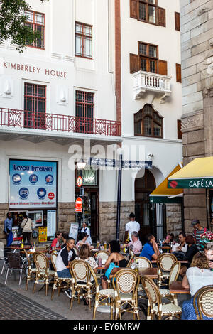 Kapstadt Südafrika,Stadtzentrum,Zentrum,Green Market Square,Restaurant Restaurants Essen Essen Essen Cafe Cafés,Außenterrasse Tische,Tische,C Stockfoto