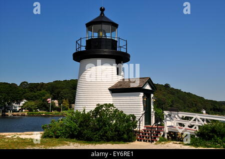 Mystic, CT: 1966 Brant Point Lighthouse, ein Nachbau des original aus dem 18. Jahrhundert Nantucket Leuchtturms an der Mystic Seaport * Stockfoto