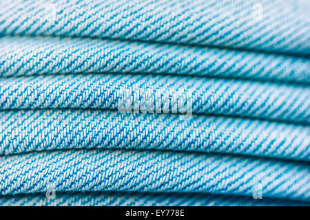 blaue Jeans Textur. In der Mitte des Rahmens zu konzentrieren Stockfoto