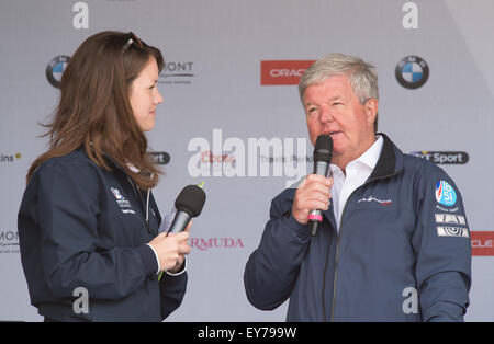 Portsmouth, UK. 23. Juli 2015. Sir Keith Mills ist über seine Ambitionen für den Americas Cup und Ben Ainslie Racing interviewt. Bildnachweis: MeonStock/Alamy Live-Nachrichten Stockfoto