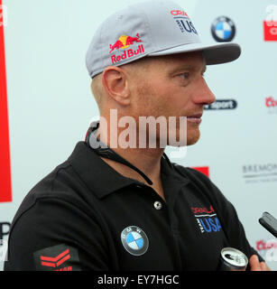 Southsea, Hampshire, UK. 23. Juli 2015. Rennyachten angekommen aus Southsea Common für die America Cup World Series. Die Skipper-Pressekonferenz im Pressezentrum beim Americas Cup Credit: Uknip / Alamy Live News Stockfoto