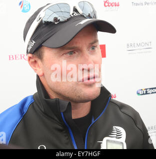 Southsea, Hampshire, UK. 23. Juli 2015. Rennyachten angekommen aus Southsea Common für die America Cup World Series. Die Skipper-Pressekonferenz im Pressezentrum beim Americas Cup Credit: Uknip / Alamy Live News Stockfoto