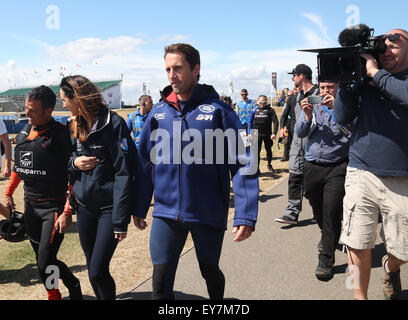 Southsea, Hampshire Donnerstag, 23. Juli 2015. Rennyachten angekommen aus Southsea Common für die America Cup World Series. Die Skipper-Pressekonferenz im Pressezentrum beim Americas Cup Oracle Team USA Skipper: Jimmy Spithill Artemis Racing Skipper: Nathan Outteridge, BAR – Ben Ainslie Racing Skipper/Steuermann: Sir Ben Ainslie Softbank Team Japan Skipper: Dean Barker Groupama Team Frankreich Skipper / Steuermann: Franck Cammas, Emirates Team New Zealand Skipper: Peter Burling. Bildnachweis: Uknip / Alamy Live News Stockfoto