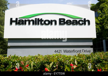 Ein Logo Zeichen außerhalb der Hauptsitz von Hamilton Beach Brands, Inc., in Glen Allen, Virginia am 19. Juli 2015. Stockfoto