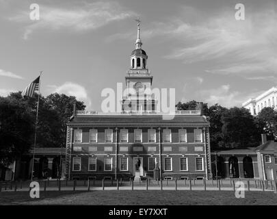 Independence Hall in Philadelphia Pennsylvania an einem sonnigen Morgen. Stockfoto