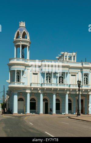 Altbau am Parque Marti, Cienfuegos, Kuba Stockfoto