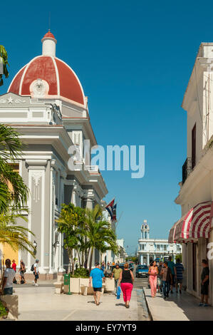 Avenida 54, Cienfuegos, Kuba Stockfoto