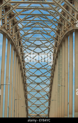 Stahlbrücke Waalbrug in Nijmegen, Niederlande Stockfoto