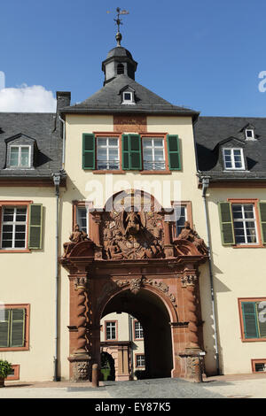 Eingang zum Hof der Landgrafen Schlosses (Schloss Bad Homburg) in Bad Homburg, Deutschland. Stockfoto